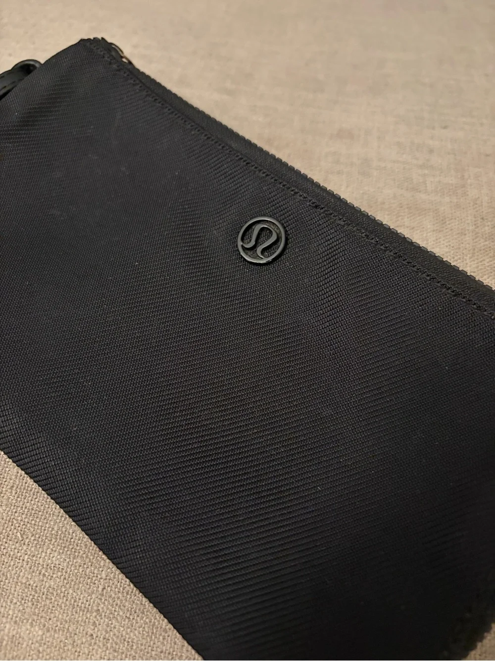 Lululemon Double Zipper Compartment Wristlet Black